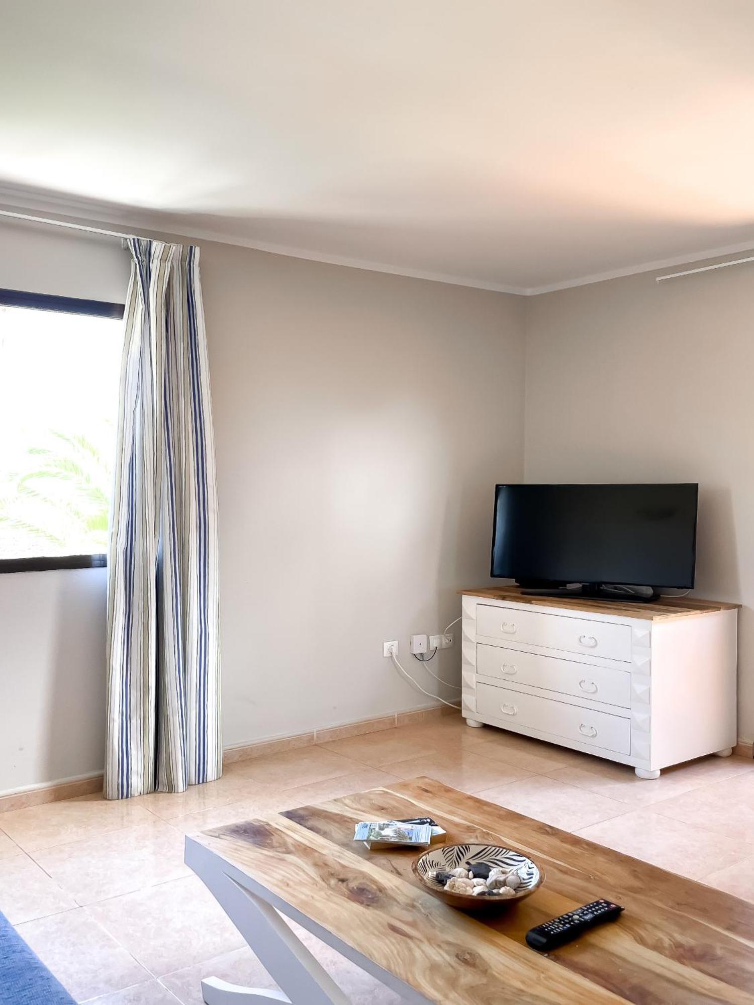 B-Rent Casa Angela Pool View Apartment Коралео Екстериор снимка