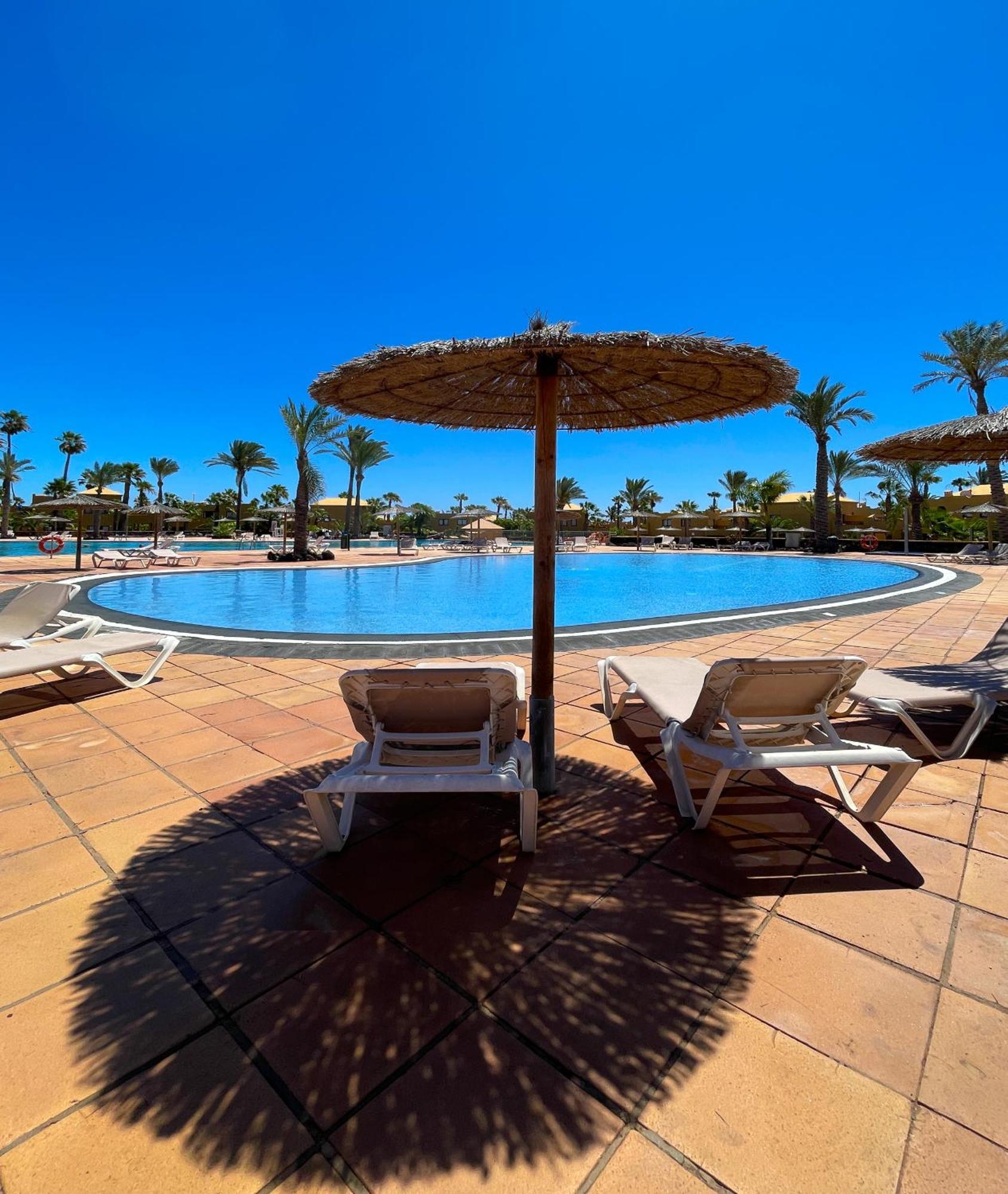 B-Rent Casa Angela Pool View Apartment Коралео Екстериор снимка