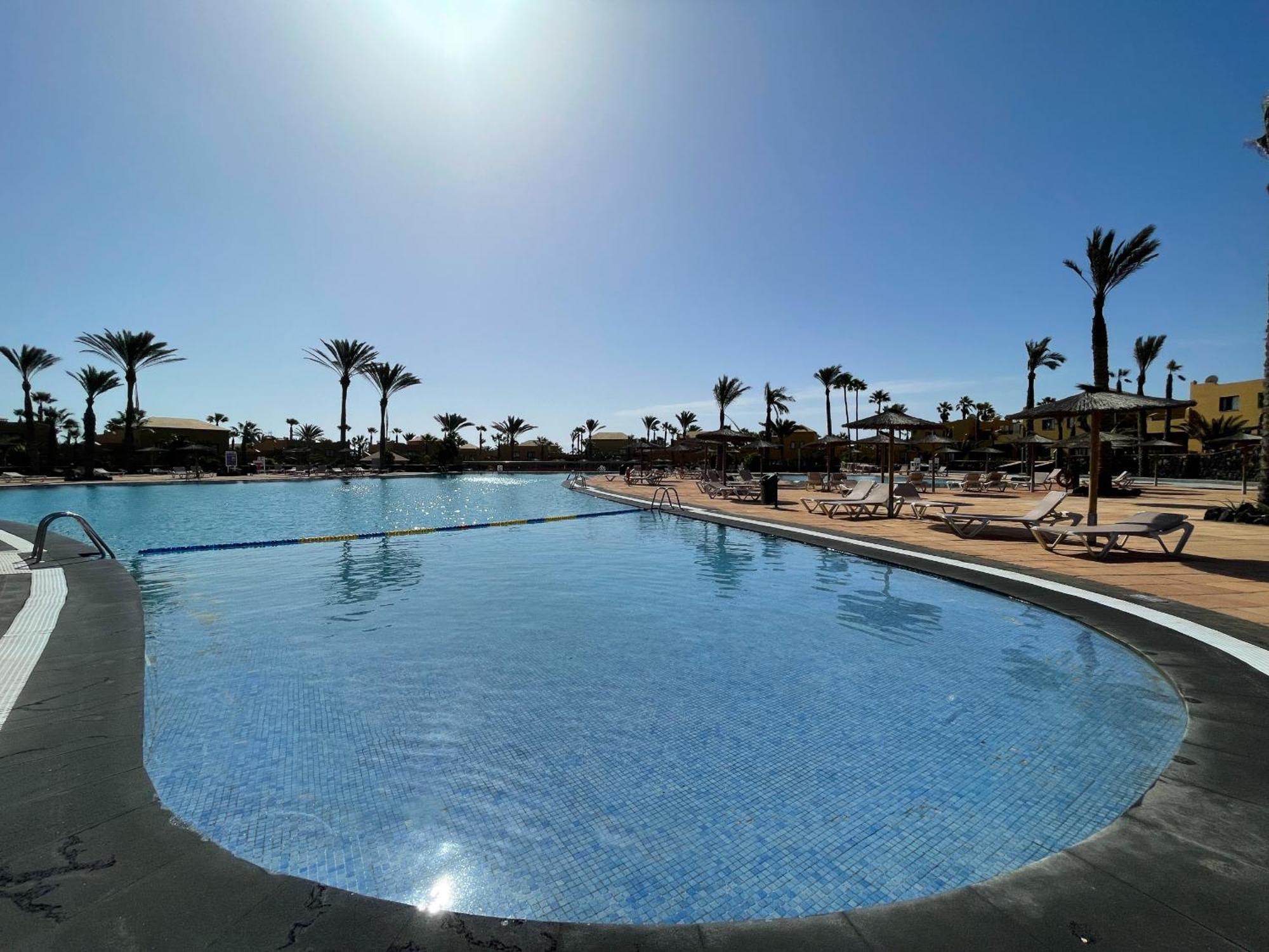 B-Rent Casa Angela Pool View Apartment Коралео Екстериор снимка